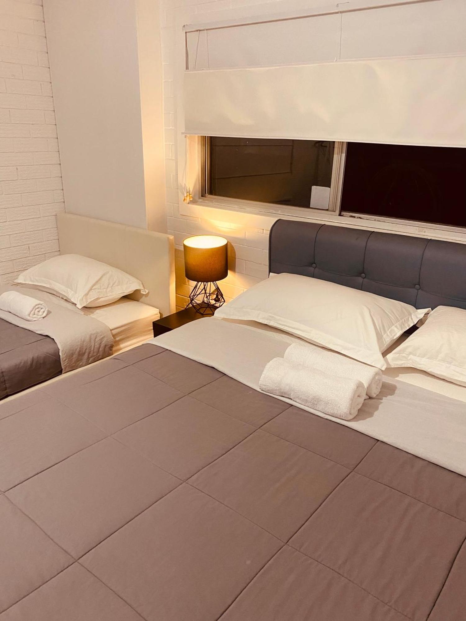 Yny Guest House Waterford ภายนอก รูปภาพ